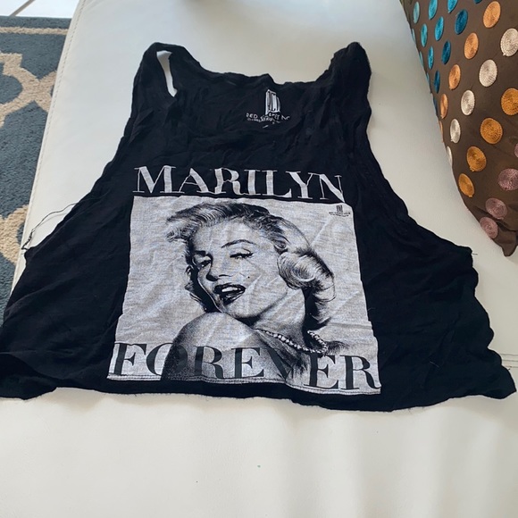 Marilyn Forever Crop Top - Picture 1 of 3